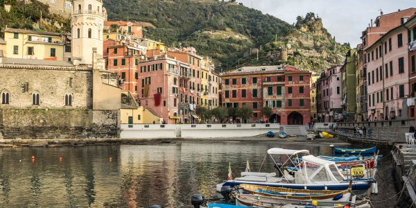 cinque-terre-1041667_1920