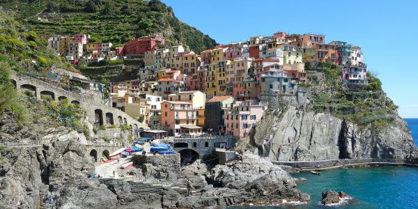 cinque-terre-340348_1920